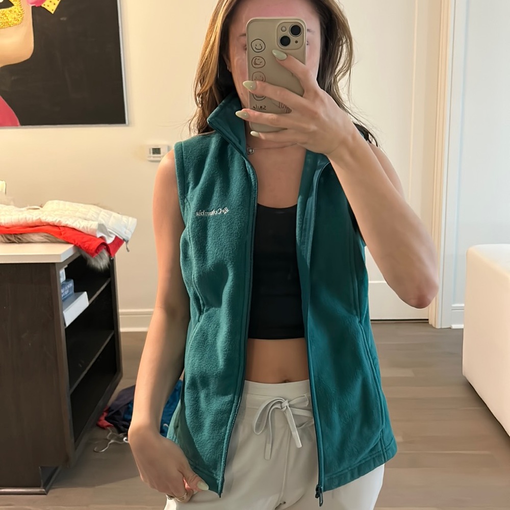 Columbia green vest